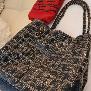 Rare Navy Blue Carolina Herrera Ch Logo Patent Leather Tote Bag With Chain Strap